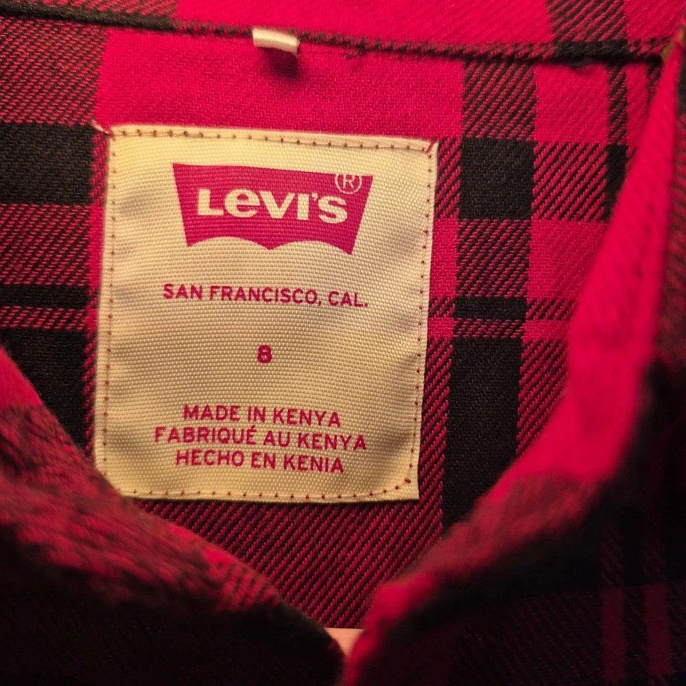 Levis Boys Red Black Plaid Flannel Button Down Shirt Size 8 Long Sleeve K054-023